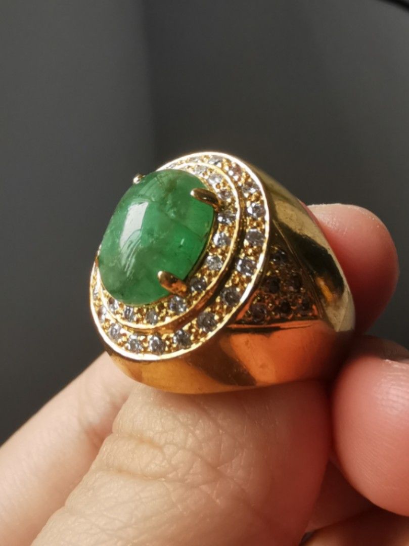Natural Emerald and Diamonds Gold Ring 916 gold