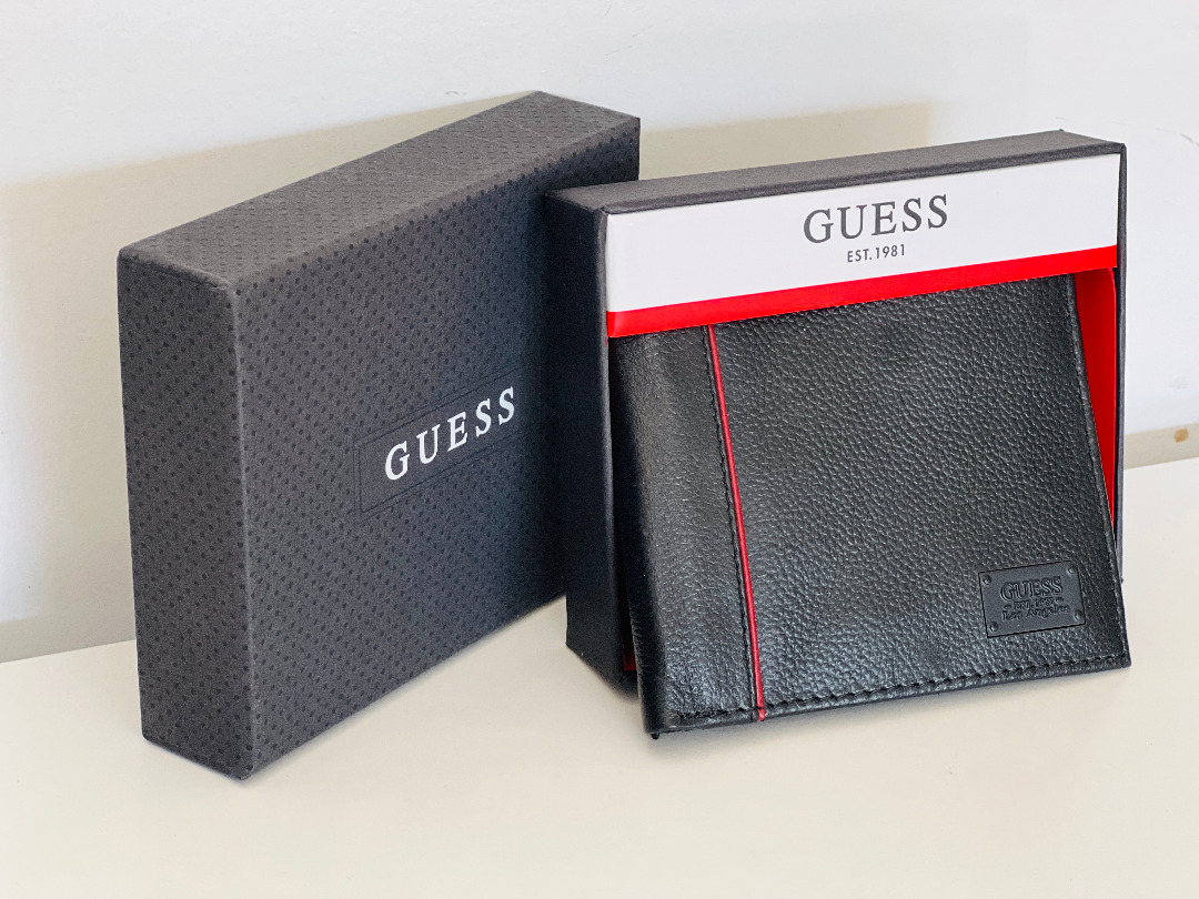 Guess Men's Leather Mesa Billfold Wallet - Black/Red