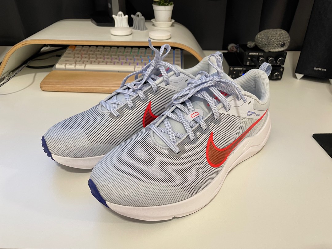 Men's downshifter top 9 running shoe