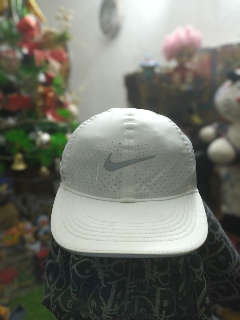 aerobill featherlight cap