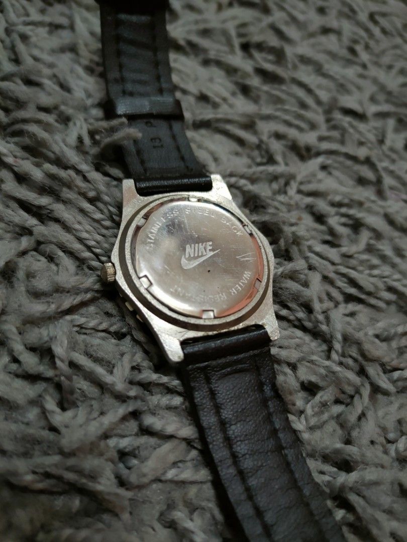 Nike air hotsell watch 5268k