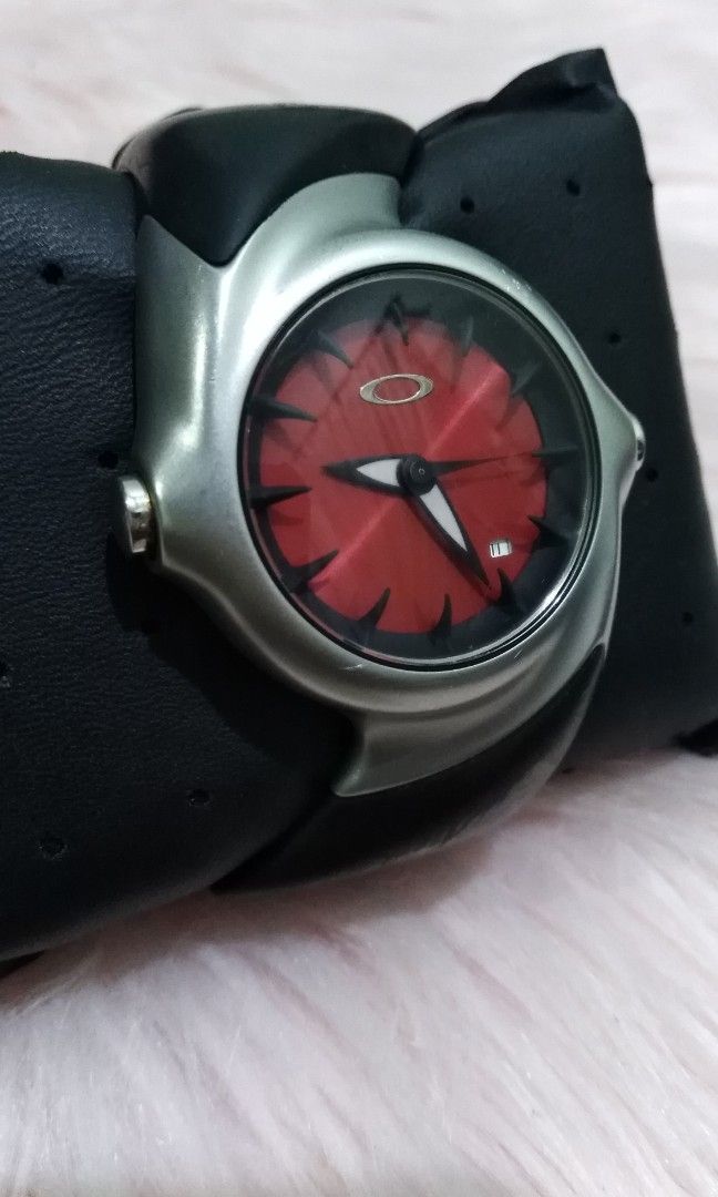 Oakley Crush 2.0 Men s Fashion Watches Accessories Watches on