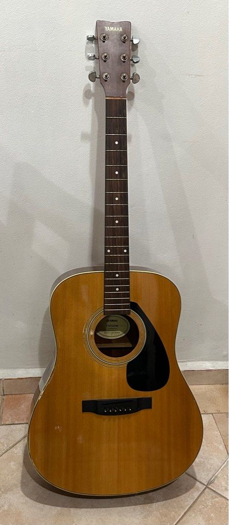 Old yamaha shop acoustic guitars