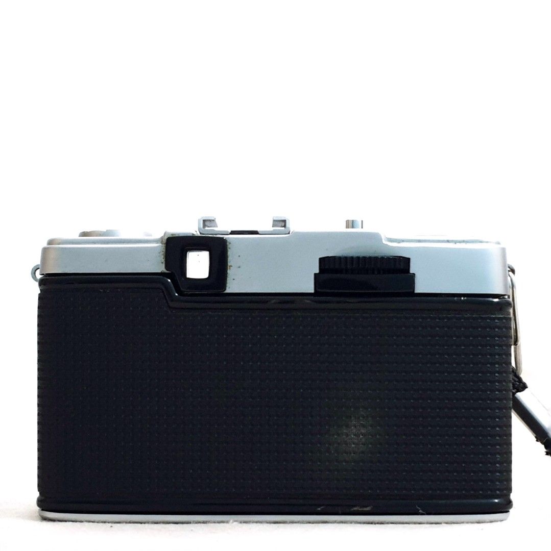 Olympus Pen EE3 Film Camera, Photography, Cameras on Carousell