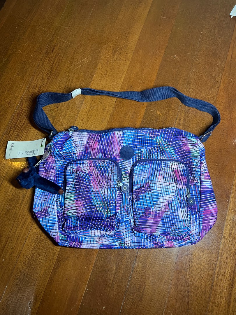 Original Kipling body bag, Women's Fashion, Bags & Wallets, Crossbody