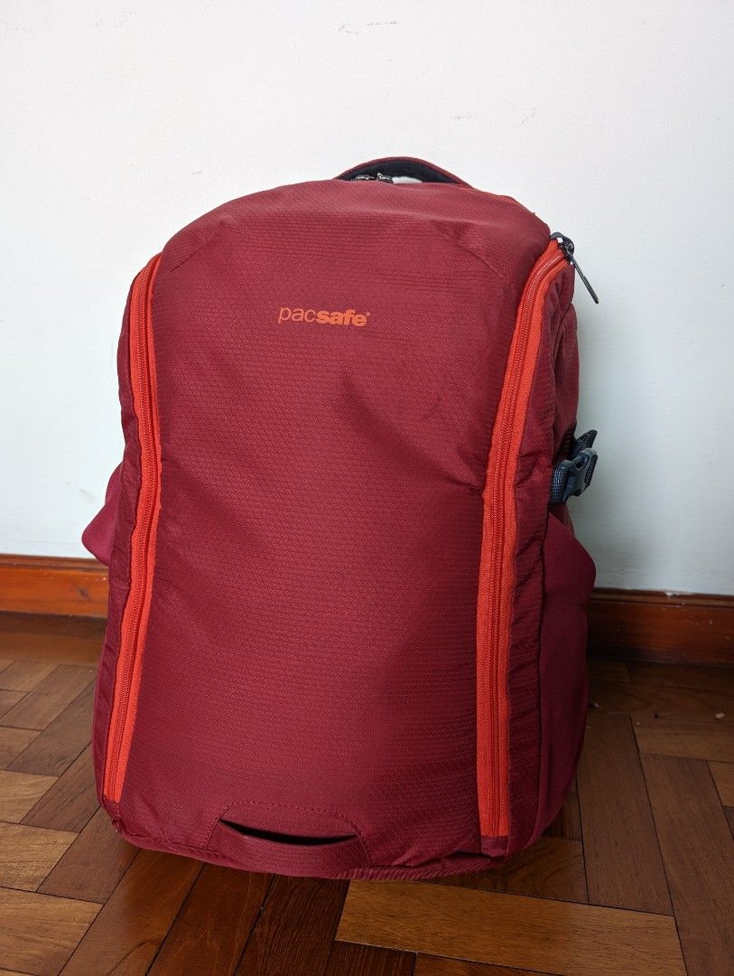 Pacsafe Venturesafe 32L G3 Anti Theft