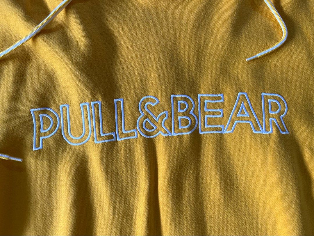 Pull Bear Hoodie Yellow