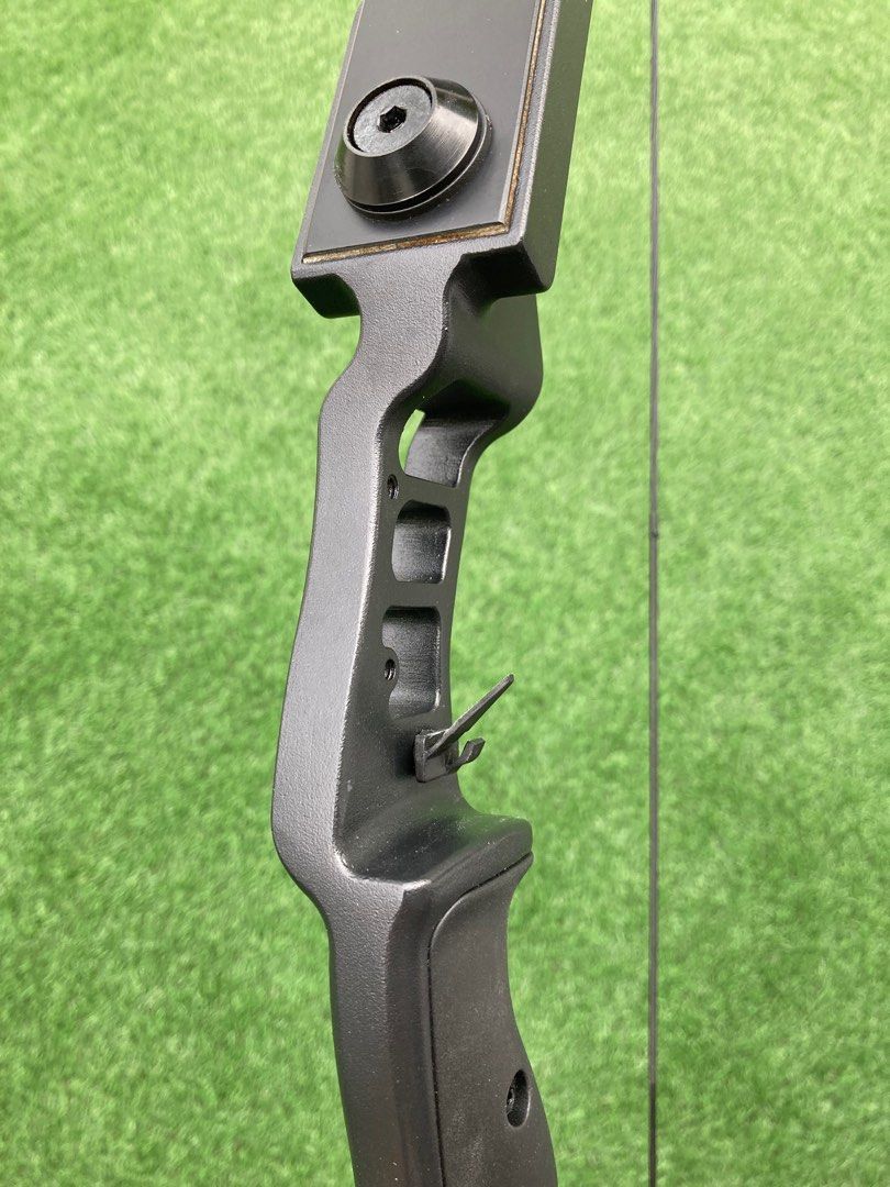 Recurve Bow 40 LBS, Sports Equipment, Other Sports Equipment and
