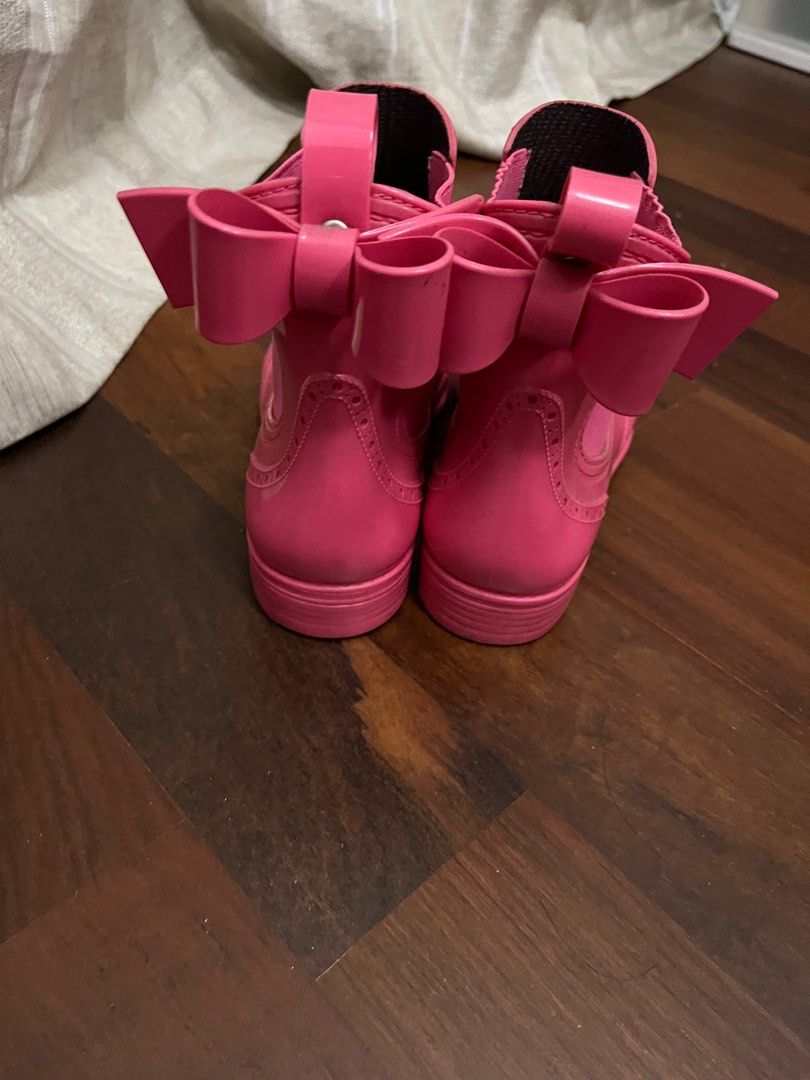 Valentino rain hotsell boots bow
