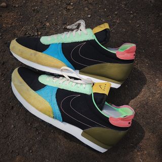 (Kategori: ) berada di . Dikirim oleh sneakerssecondmarket (ID iklan 1202632116, Gambar 1). Deskripsi: .