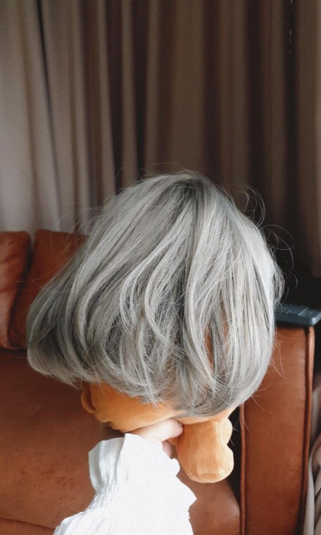 Soft Girl Ash Grey Short Bob Wig Cosplay Women s Fashion Watches