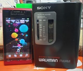 Sony WalkMan  WM - GX35  Stereo Radio Cassette  Recorder Personal Tape  Player ( Limited) Preloved
