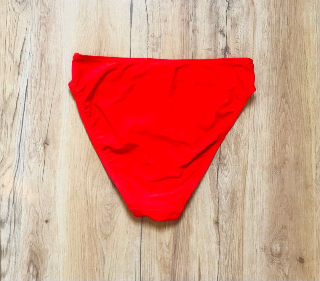 Speedo bottom (Category: Bikinis & Swimsuits) located in Bulacan. Submitted by mermaidswimwear (Listing ID 1202537837, Image 2). Description: Small-semi medium Plus sf.