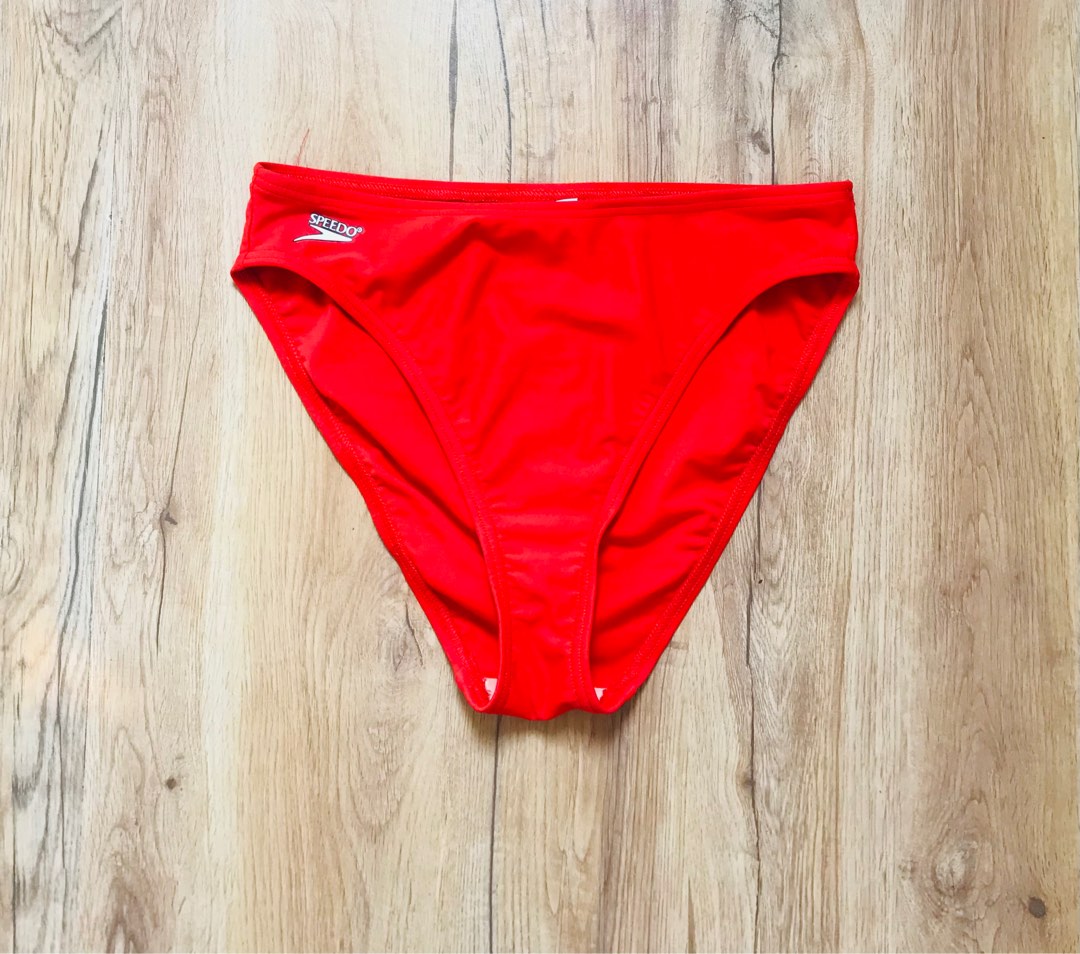 Speedo bottom, Women's Fashion, Swimwear, Bikinis & Swimsuits on Carousell