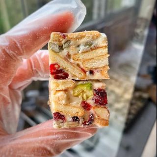 THE.WICKED.OVEN 👩‍🍳 Snowflake Crisps 雪花酥 / Nougat