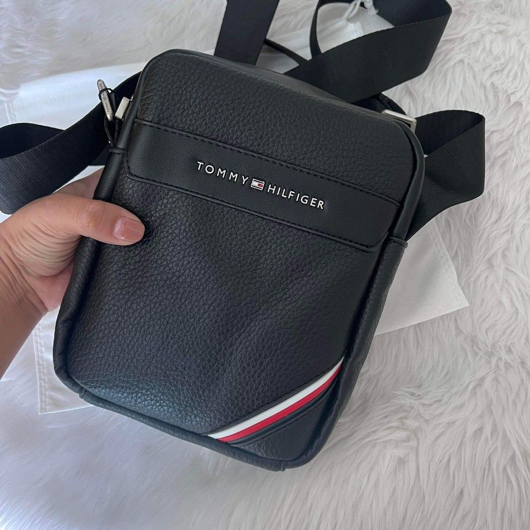 Tommy hilfiger store body bag mens