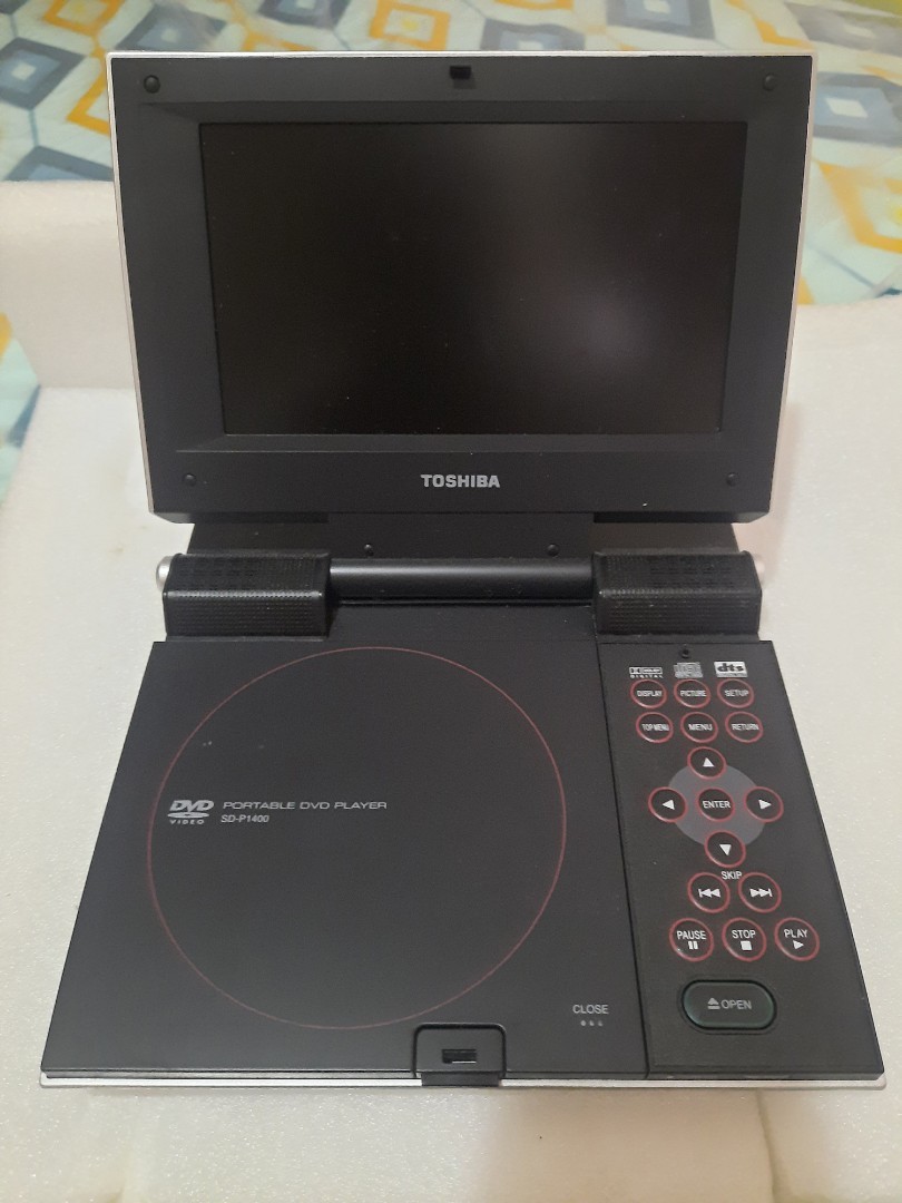 TOSHIBA PORTABLE DVD PLAYER, TV & Home Appliances, TV & Entertainment