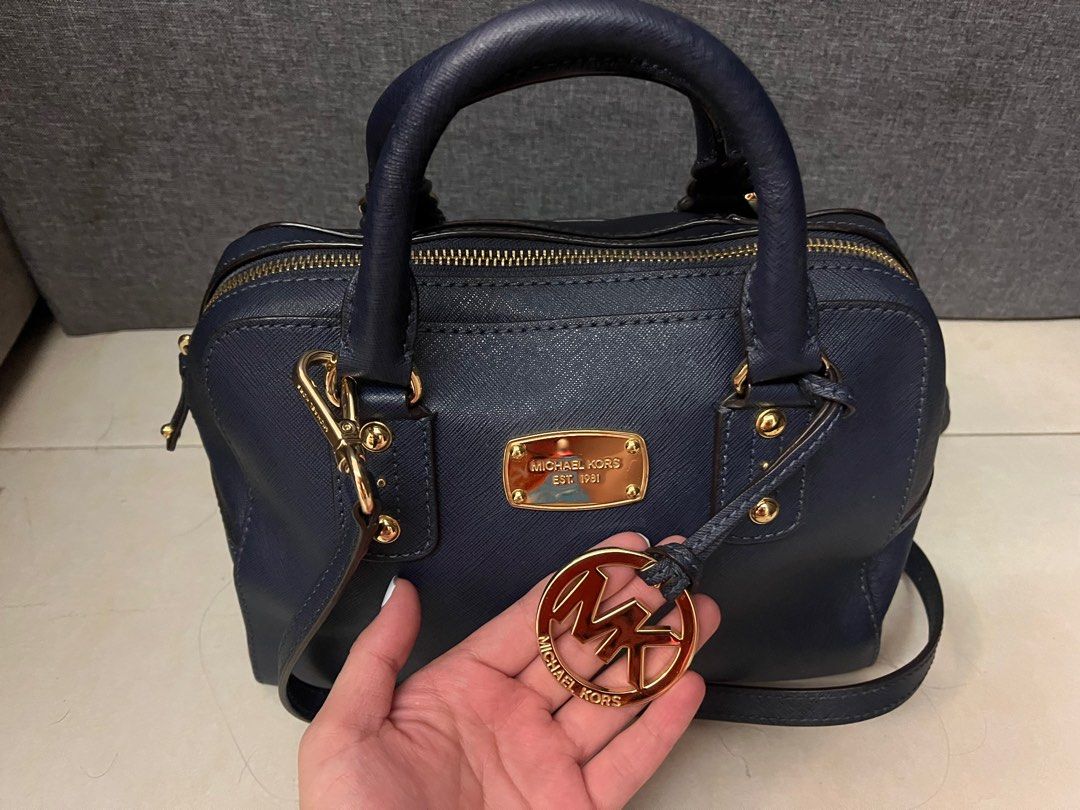 Used michael kors tote new arrivals