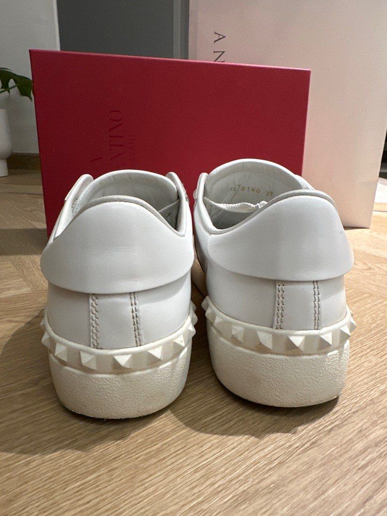 Valentino sneakers rose gold on sale