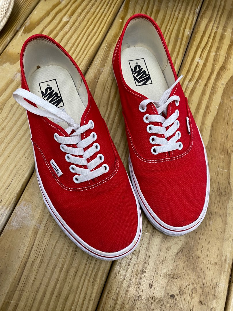 The authentic by vans store