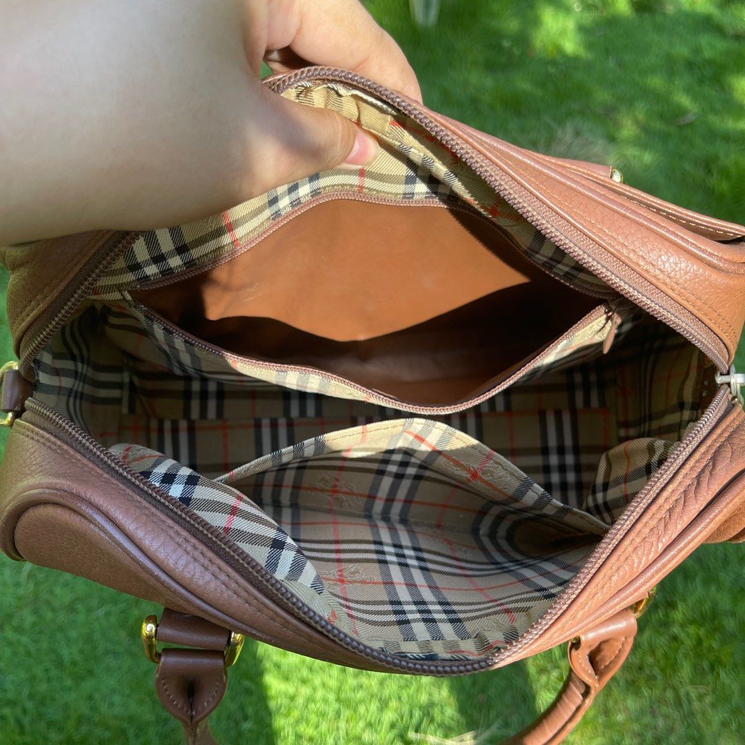 Vintage Burberrys Hand Bag Speedy 30, Luxury, Bags & Wallets on Carousell