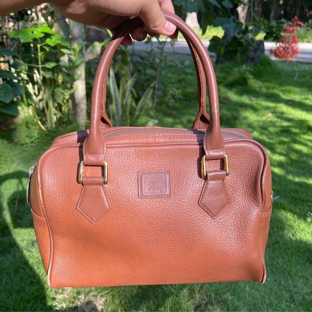 Vintage Burberrys Hand Bag Speedy 30, Luxury, Bags & Wallets on Carousell