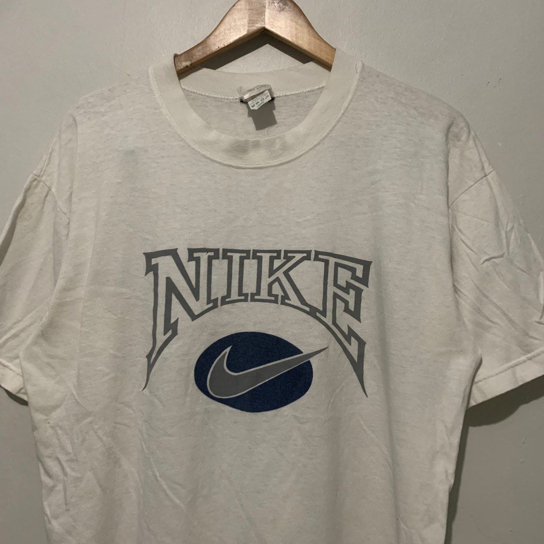 Vintage Nike Basketball Just Do It White Graphic T-Shirt (Size M) NWT —  Roots