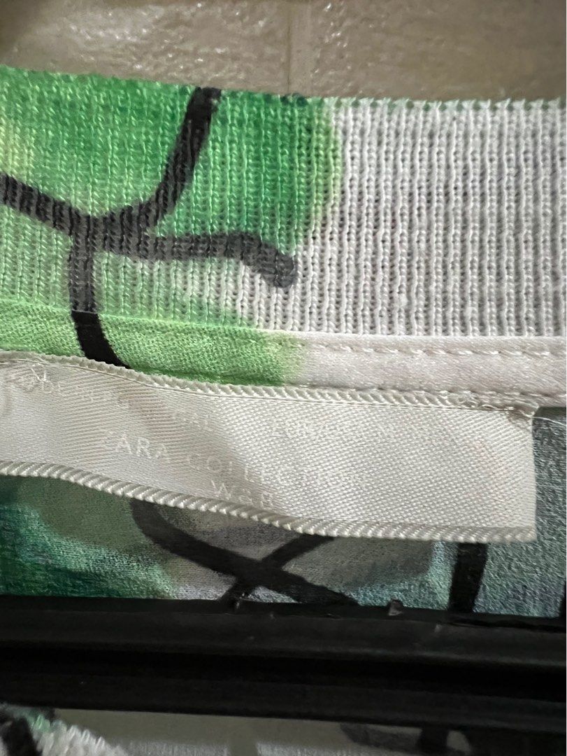 Zara Green and White Sleeveless Top, Women's Fashion, Tops, Sleeveless