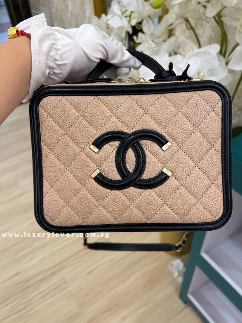 Chanel vanity case sale 24