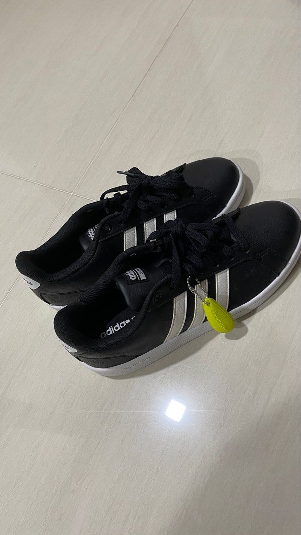 Prøve strøm maternal Adidas Neo Black Sneakers US8 EU 41, Men's Fashion, Footwear, Sneakers on  Carousell