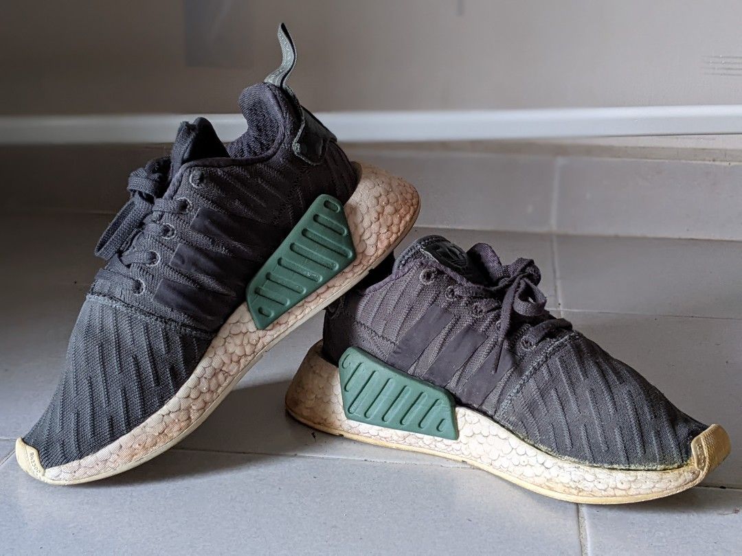 Adidas nmd r2 womens green hot sale