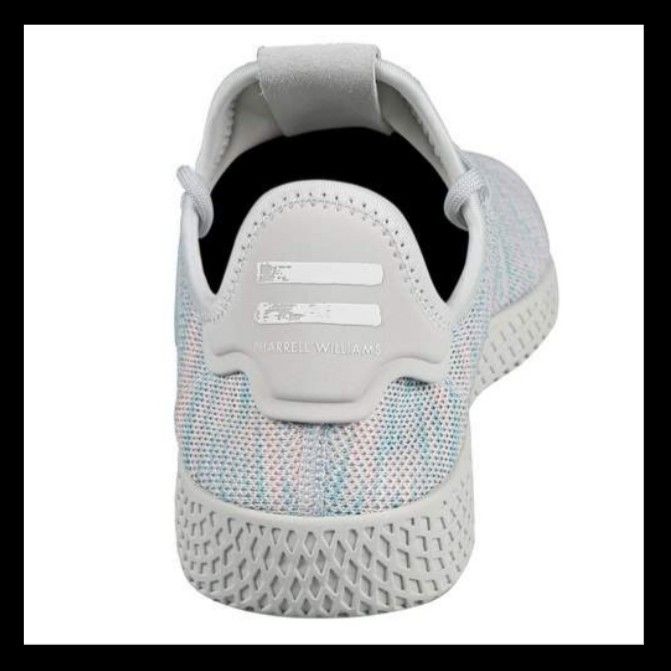 pharrell pink hu