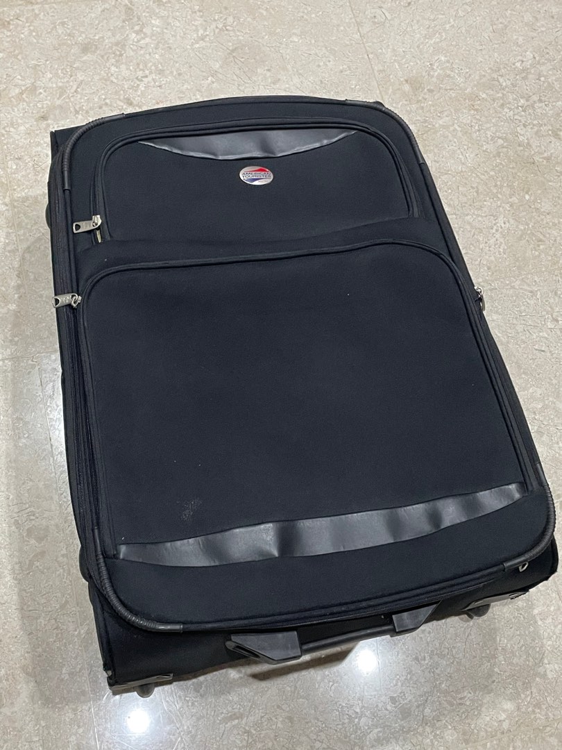 American Tourister large size luggage, Hobbies & Toys, Travel, Luggage
