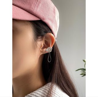韓貨Augus 純銀花朵耳骨夾
