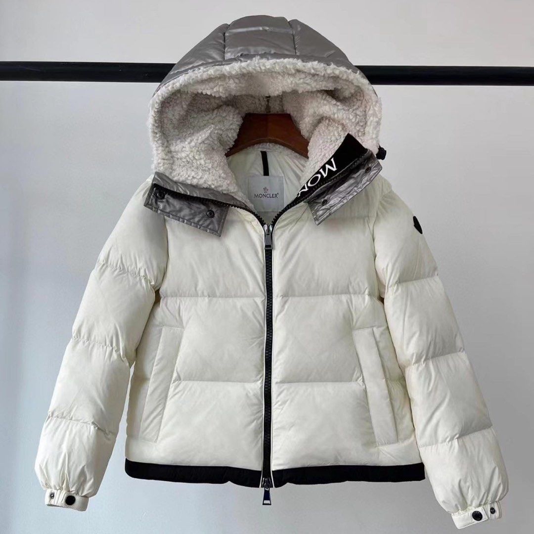 White moncler puffer shop