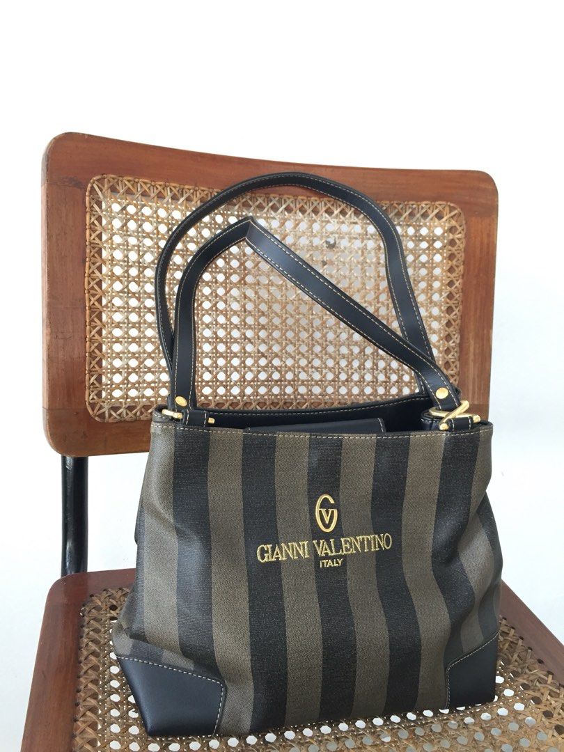 AUTHENTIC GIANNI VALENTINO ITALY SHOULDER BAG