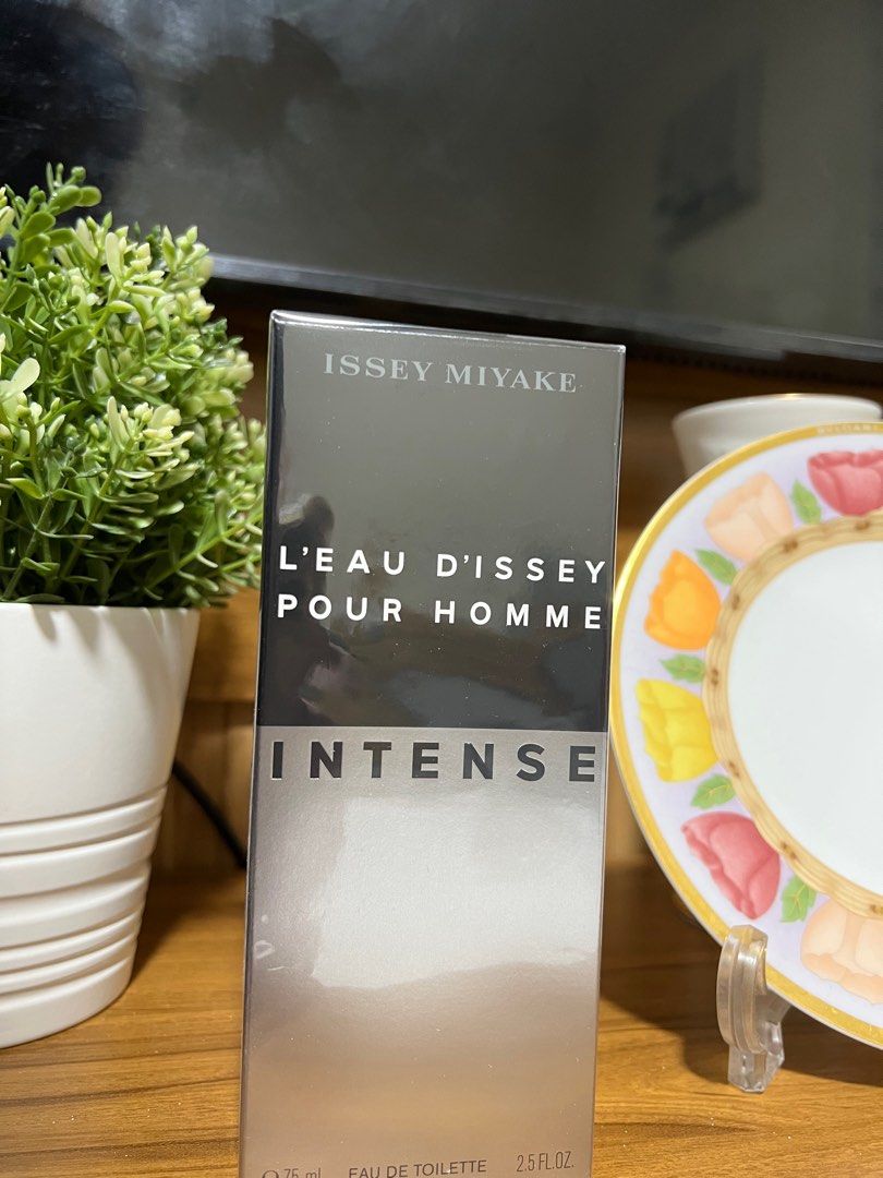 issey miyake intense reviews