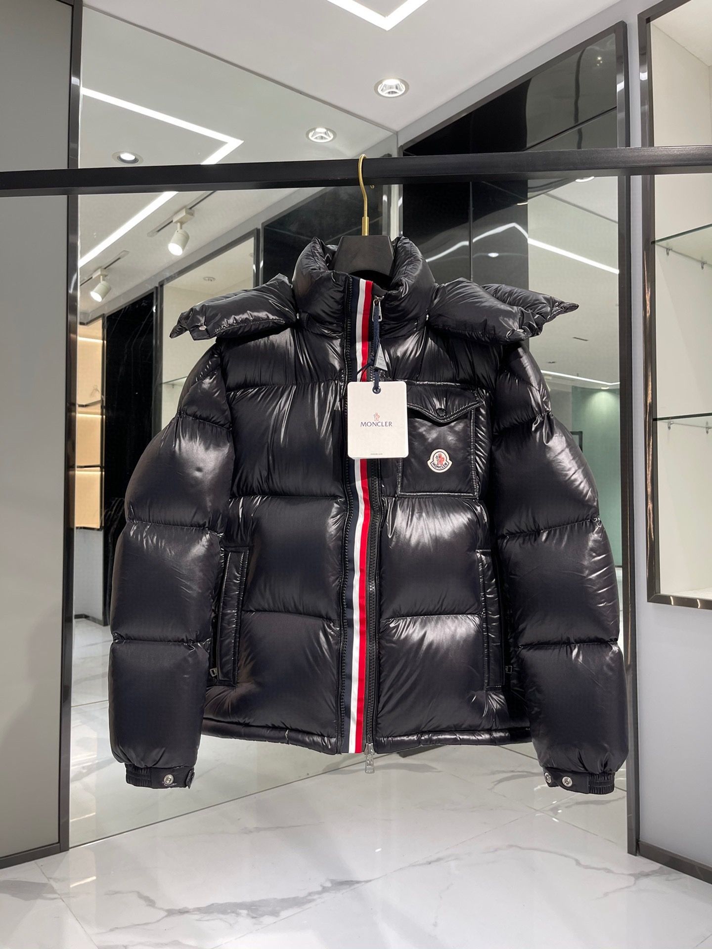 Moncler zippers top