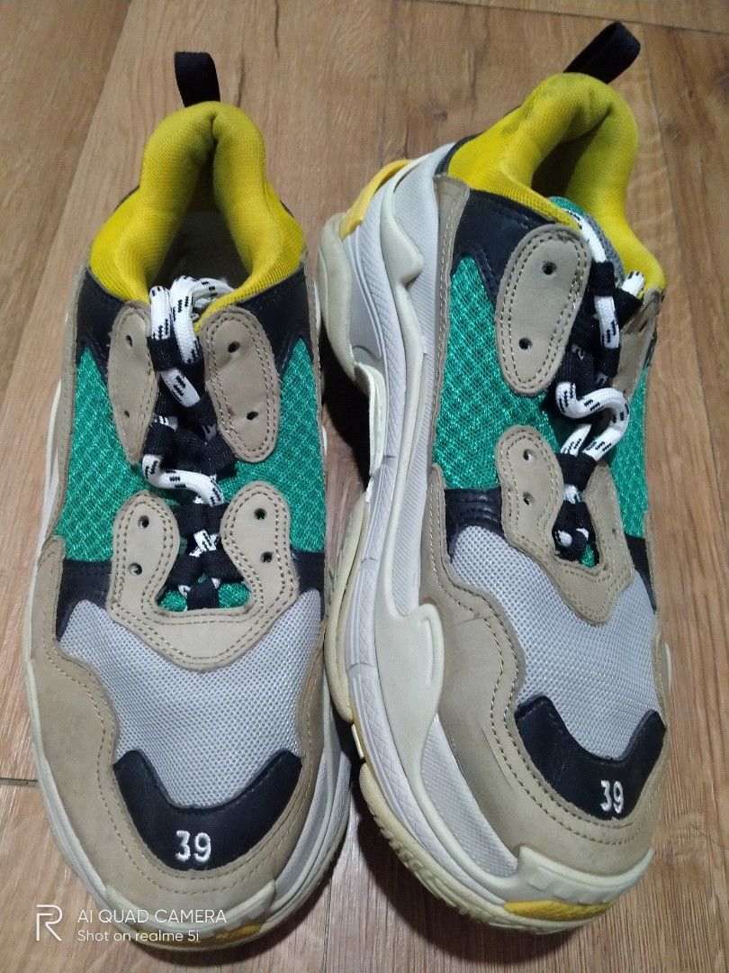BALENCIAGA TRIPLE S ORIGINAL PRELOVED SNEAKERS