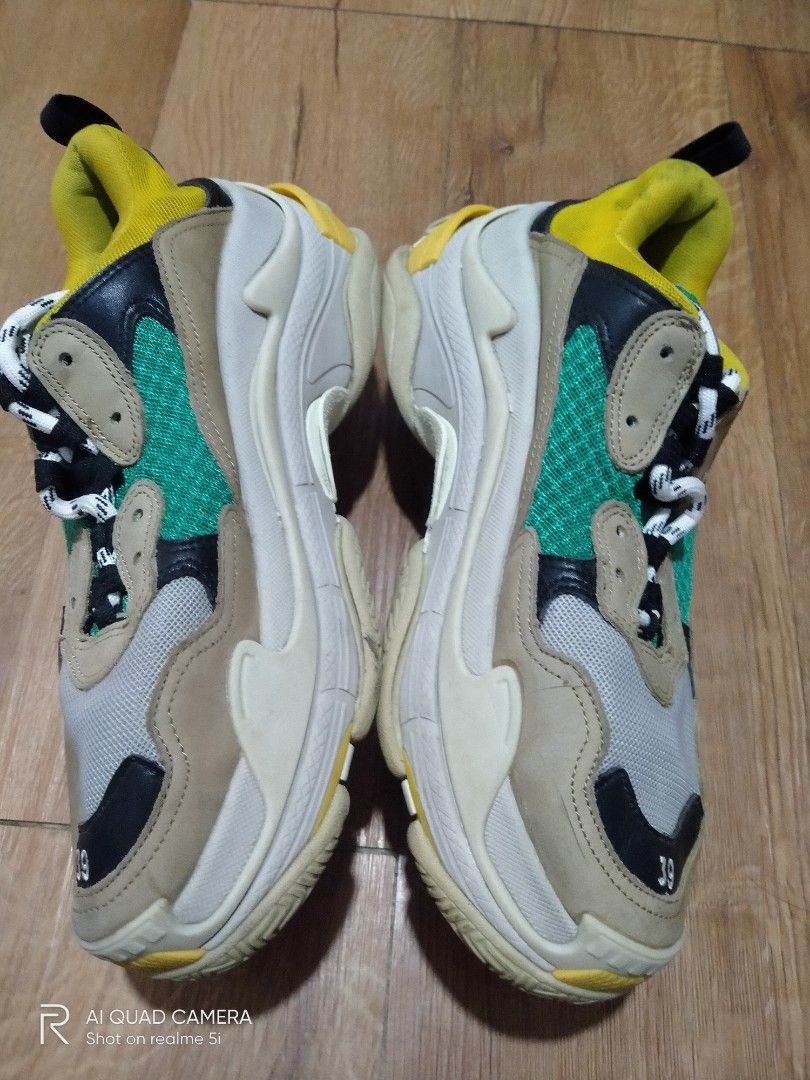 BALENCIAGA TRIPLE S ORIGINAL PRELOVED SNEAKERS