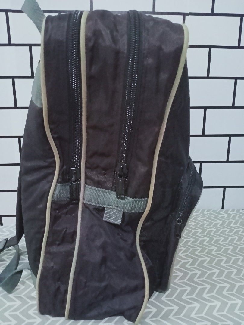 Billabong Backpack Men s Fashion Bags Backpacks on Carousell