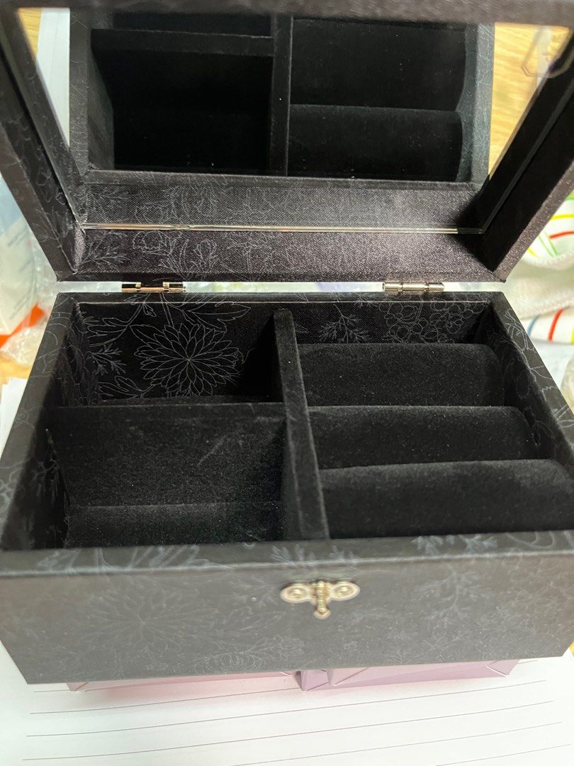 BTS 防彈少年團2022 Dalmajung Jewelry Box, 興趣及遊戲, 收藏品及