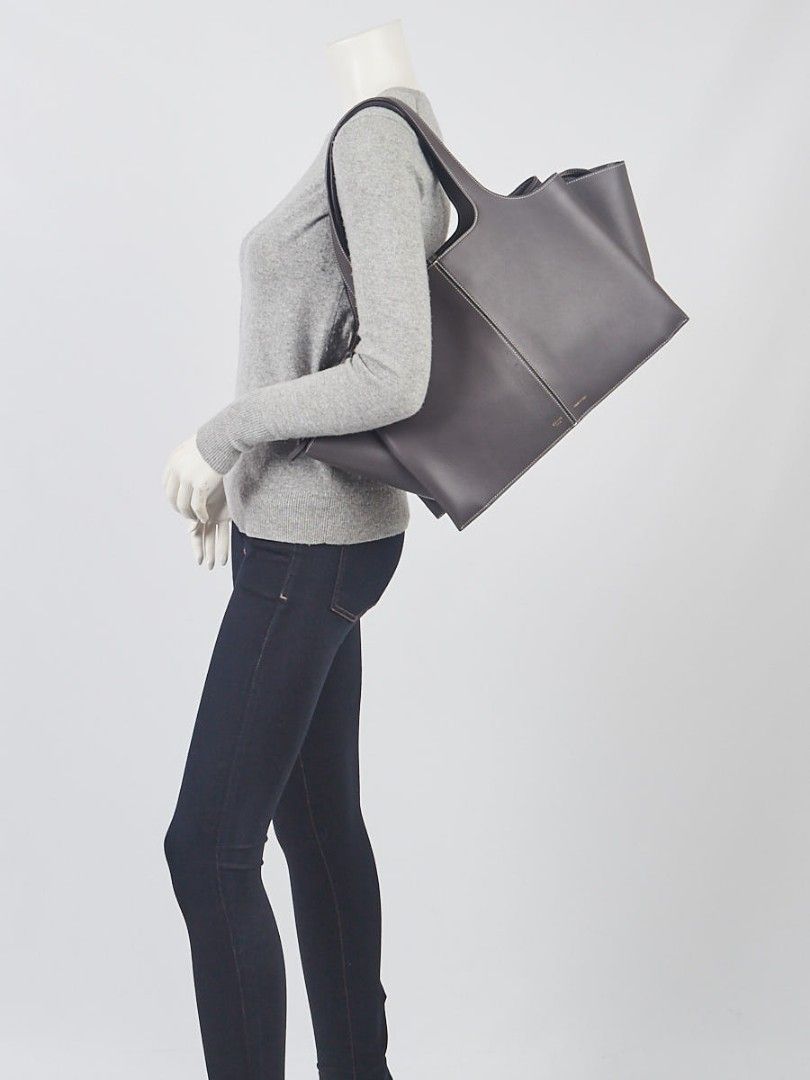 Celine Tri Fold Shoulder Bag Grained Luxury Bags Wallets on