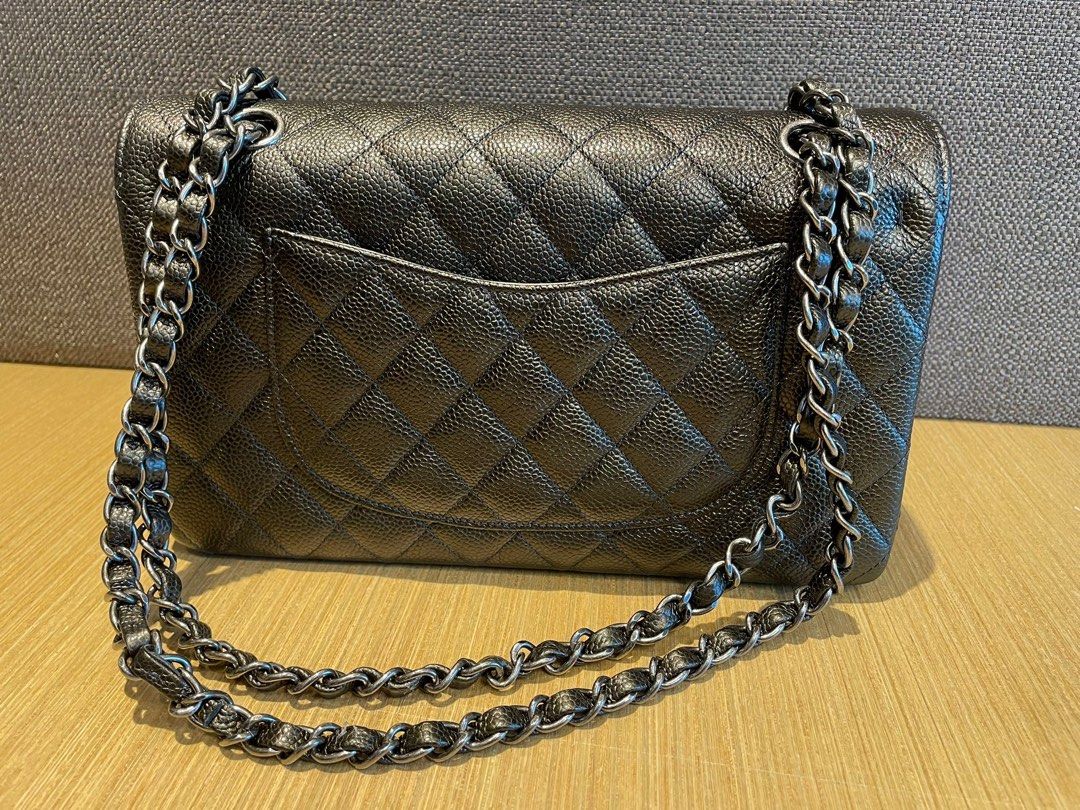 Chanel Classic Flap Medium, Luxury, Bags & Wallets on Carousell