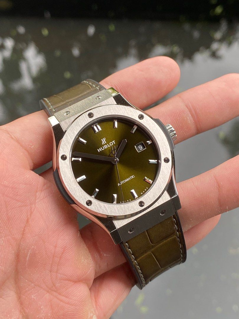 Hublot hotsell titanium green