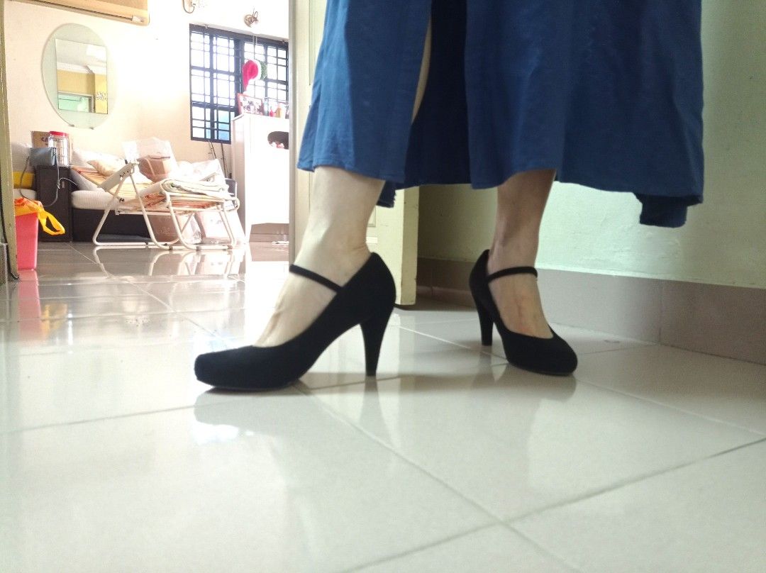 Superposición Asistencia embarazada Clarks Dalia Lily Work Heels / Pumps, Women's Fashion, Footwear, Heels on  Carousell