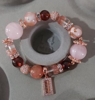 (Category: ) located in . Submitted by Crystalisation (Listing ID 1202699696, Image 1). Description: .