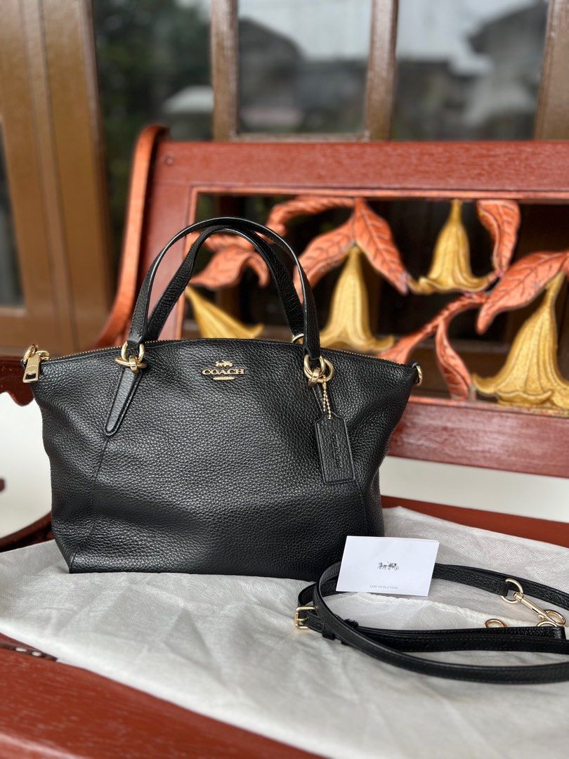 Coach Small Kelsey (original), Barang Mewah, Tas & Dompet di Carousell
