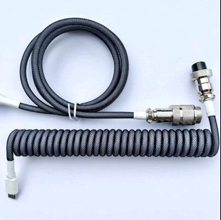 Coiled cable for mechanical keyboard