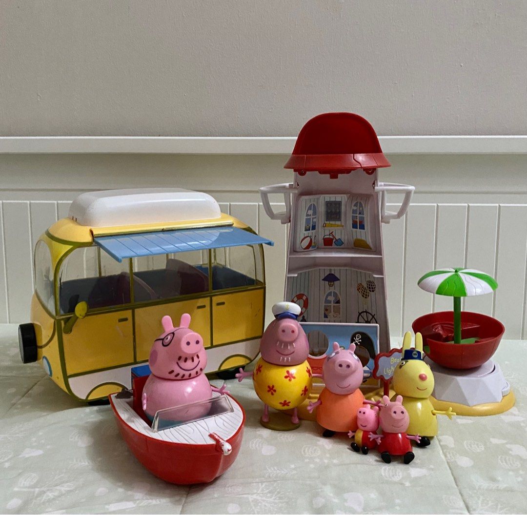 Peppa pig deluxe campervan playset clearance